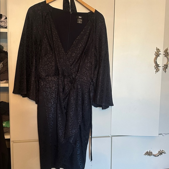 dKNY skill dress - Picture 2 of 5